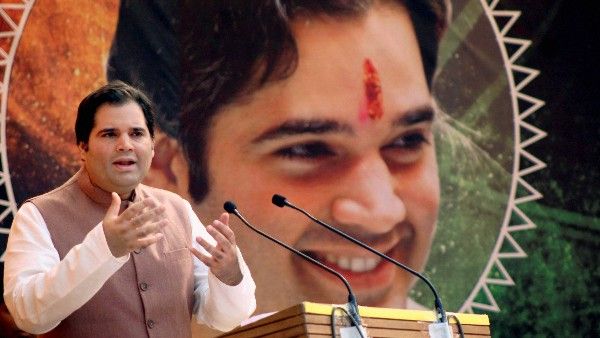 ಹಗಲು ಜನ ಸೇರಿಸೋದು, ರಾತ್ರಿ ಕರ್ಫ್ಯೂ ವಿಧಿಸೋದು; ಇದೇನ್ರಿ ಕಾನೂನು?; ವರುಣ್ ಗಾಂಧಿ ಟೀಕೆ