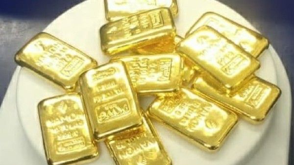 ಇಂಡಿಗೋ ವಿಮಾನದ ಸೀಟಿನ ಕೆಳಗೆ ಚಿನ್ನದ ಬಿಸ್ಕೆಟ್ ಪತ್ತೆ!