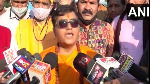 'ಕಡಿಮೆ ಮದ್ಯ ಸೇವಿಸಿದರೆ ಅದು ಔಷಧಿಯಾಗುತ್ತದೆ': ಪ್ರಜ್ಞಾ ಠಾಕೂರ್