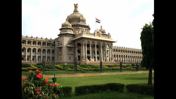 ಎಲ್ಲರೂ ಮನೆ ಸೇರಿದ ಮೇಲೆ, ನಿರ್ಬಂಧ ಸಡಿಲು: ಗೊತ್ತು ಗುರಿಯಿಲ್ಲದ ಕಾನೂನು!