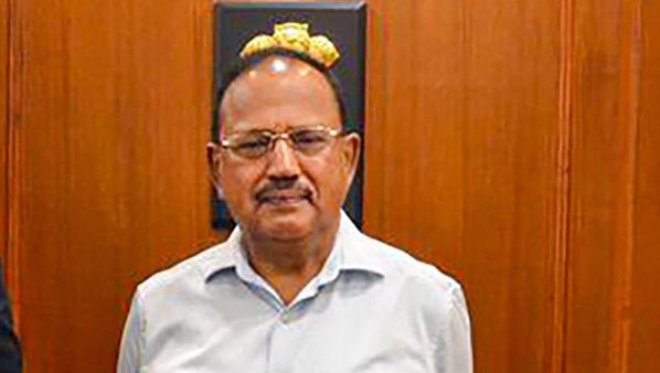 Breaking; ಅಜಿತ್ ಧೋವಲ್ ಮನೆಗೆ ನುಗ್ಗಲು ಯತ್ನಿಸಿದ ವ್ಯಕ್ತಿ