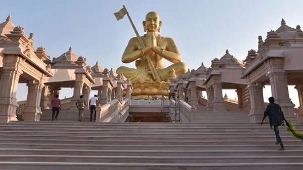 ಹೈದರಾಬಾದ್‌ನಲ್ಲಿ 