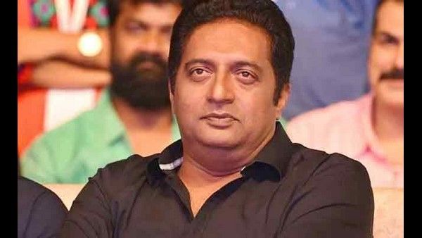 ಭಾರೀ ಕುತೂಹಲ ಮೂಡಿಸಿದ ನಡೆ: ಸಕ್ರಿಯ ರಾಜಕಾರಣಕ್ಕೆ ಪ್ರಕಾಶ್ ರೈ?