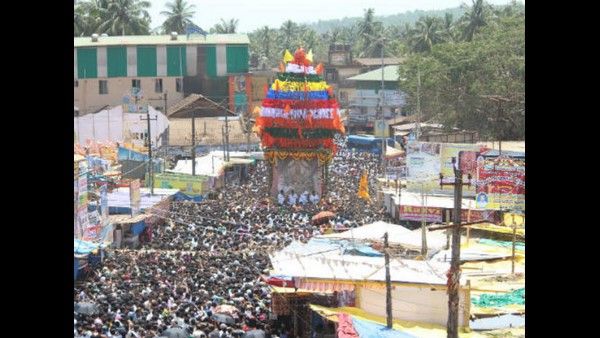 ಶಿರಸಿ ಮಾರಿಕಾಂಬಾ ಜಾತ್ರೆಗೆ ಅದ್ಧೂರಿ ಚಾಲನೆ; ಗದ್ದುಗೆಯಲ್ಲಿ ವಿರಾಜಮಾನಳಾದ ದೇವಿ