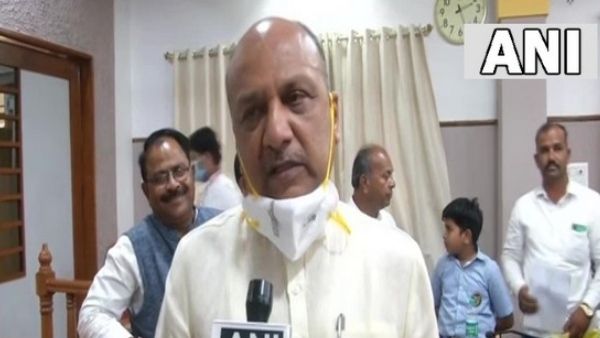 ಮುಸ್ಲಿಮರಿಗೆ ವ್ಯಾಪಾರ ನಿರ್ಬಂಧ ಸಮಸ್ಯೆಗೆ ಶೀಘ್ರದಲ್ಲೇ ಪರಿಹಾರ; ಅಲ್ಪಸಂಖ್ಯಾತ ಆಯೋಗ