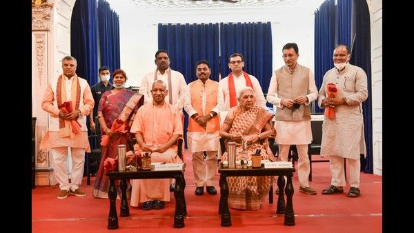 ಉತ್ತರ ಪ್ರದೇಶದ ಯೋಗಿ 2.0 ಸರ್ಕಾರದ ಹೊಸ ಸಂಪುಟದಲ್ಲಿ ಯಾರಿಗೆಲ್ಲ ಸಚಿವ ಸ್ಥಾನ?