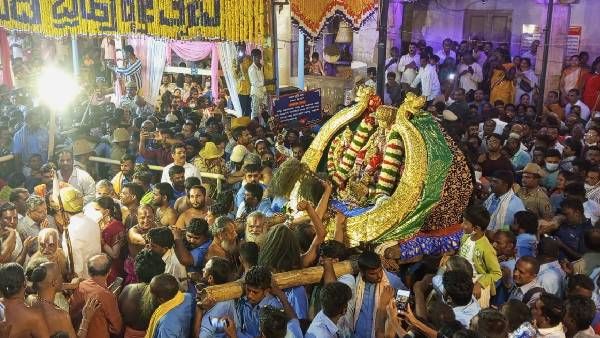 ಮೇಲುಕೋಟೆ ವೈರಮುಡಿ ಉತ್ಸವದಲ್ಲಿ ಮುಖ್ಯಮಂತ್ರಿ ಬಸವರಾಜ ಬೊಮ್ಮಾಯಿ ಭಾಗಿ