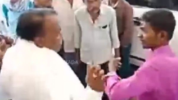 Video: ರಸ್ತೆ ಕೇಳಿದ್ದಕ್ಕೆ ಯುವಕನಿಗೆ ಕಪಾಳಮೋಕ್ಷ ಮಾಡಿದ ಶಾಸಕ ವೆಂಕಟರಮಣಪ್ಪ