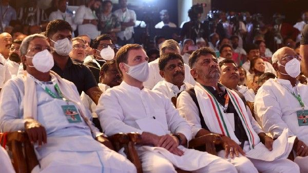 ರಾಹುಲ್‌ಗಾಂಧಿ ಕರ್ನಾಟಕ ಭೇಟಿ: ಮುನಿಸಿಕೊಂಡು ದೂರವಾದ ಇಬ್ಬರು ಕಾಂಗ್ರೆಸ್ ನಾಯಕರು