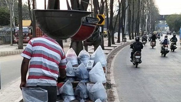 ಹೆಲ್ಮೆಟ್ ಇಲ್ಲದ ಪ್ರಯಾಣ; 3.5 ಲಕ್ಷ ಕೇಸು ಹಾಕಿದ ಬೆಂಗಳೂರು ಪೊಲೀಸರು