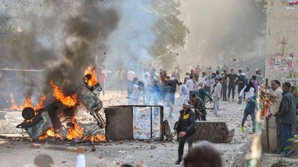 ಹಿಂಸಾಚಾರ ಪೀಡಿತ ಜಹಾಂಗೀರ್ಪುರಿಯಲ್ಲಿ ಧ್ವಂಸ ಕಾರ್ಯಾಚರಣೆಗೆ ಸುಪ್ರೀಂ ಕೋರ್ಟ್ ತಡೆ