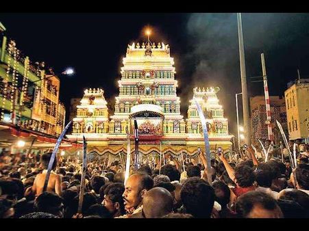 ಬೆಂಗಳೂರು ಕರಗದ ಮೆರವಣಿಗೆಗೆ ಗ್ರೀನ್ ಸಿಗ್ನಲ್ ಕೊಟ್ಟ ಹೈಕೋರ್ಟ್