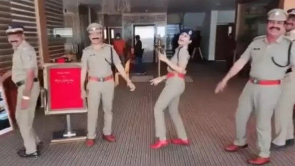 Fact check: ‘ಕಚ್ಚಾ ಬಾದಮ್’ ಹಾಡಿಗೆ ಪೊಲೀಸರು ಡ್ಯಾನ್ಸ್ ಮಾಡಿದ್ದು ನಿಜವೇ? 