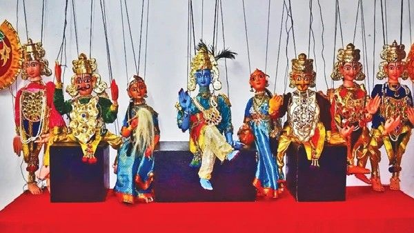 ಸ ರಘುನಾಥ ಅಂಕಣ: ಸುಮಲತ ಜೊತೆಗೂಡಿದ ಅಳಿಲು ಹಾಗೂ ತೊಗಲುಗೊಂಬೆಯಾಟ