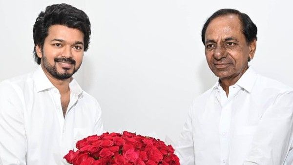 ರಾಜಕೀಯ ವಲಯದಲ್ಲಿ ಕುತೂಹಲ ಮೂಡಿಸಿದ ಕೆಸಿಆರ್- ನಟ ವಿಜಯ್ ಭೇಟಿ