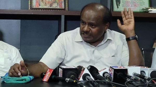 ದೇಶಕ್ಕೆ ಅಪಾಯ ಇರುವುದು ಬಿಜೆಪಿಯಂಥ ಕೋಮುವಾದಿ ಪಕ್ಷದಿಂದ: ಎಚ್‌.ಡಿ. ಕುಮಾರಸ್ವಾಮಿ