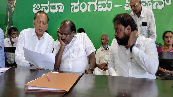 ಕಾರ್ಯಕರ್ತರು ವಿಸಿಟಿಂಗ್ ಕಾರ್ಡ್‌ಗೆ ಸೀಮಿತವಾಗಬಾರದು: ಕುಮಾರಸ್ವಾಮಿ