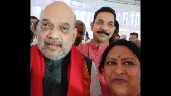 ಬಿಜೆಪಿಯಿಂದ ಅಚ್ಚರಿ ಅಭ್ಯರ್ಥಿ: ಹೆಲಿಕಾಪ್ಟರ್‌ನಲ್ಲಿ ಬಂದು ನಾಮಪತ್ರ ಸಲ್ಲಿಕೆ