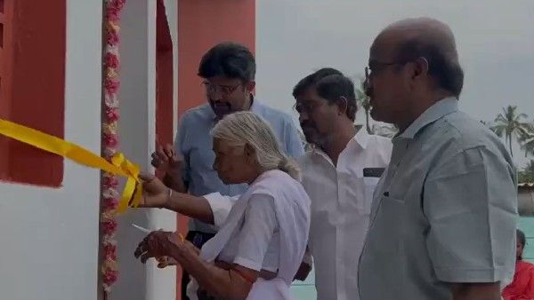 Video: ತಮಿಳುನಾಡಿನ ಇಡ್ಲಿ ಅಮ್ಮನಿಗೆ ಹೊಸ ಮನೆ ಉಡುಗೊರೆ ನೀಡಿದ ಆನಂದ್ ಮಹೀಂದ್ರಾ