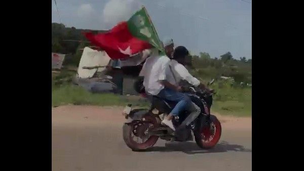 ಮಂಗಳೂರಿನಲ್ಲಿ ಕರ್ತವ್ಯಕ್ಕೆ ಅಡ್ಡಿ, ಪೊಲೀಸರಿಗೆ ನಿಂದನೆ: ಎಸ್‌ಡಿಪಿಐ ಕಾರ್ಯಕರ್ತರಿಗಾಗಿ ತಲಾಶ್!