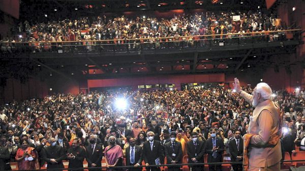 Video: 2024, ಮೋದಿ ಒನ್ಸ್ ಮೋರ್; ಜರ್ಮನಿಯಲ್ಲಿ ಬಿಜೆಪಿಗೆ ಸಿಕ್ತು ಹೊಸ ಘೋಷಣೆ!