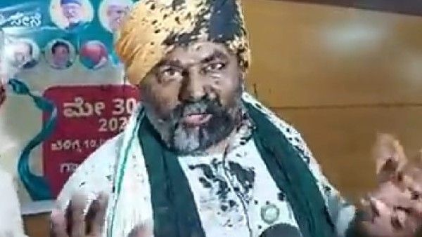 ರೈತ ನಾಯಕ ರಾಕೇಶ್ ಟಿಕಾಯಿತ್‌ಗೆ ಮಸಿ - ಪೊಲೀಸರ ವೈಫಲ್ಯ..!