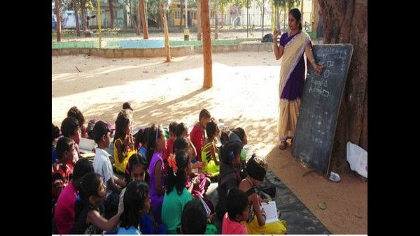 ಕರ್ನಾಟಕ: ಶಾಲೆಗಳ ಆರಂಭಕ್ಕೂ ಮೊದಲು ಶಿಕ್ಷಕರಿಗೆ 'ಕಲಿಕಾ ಚೇತರಿಕೆ' ತರಬೇತಿ