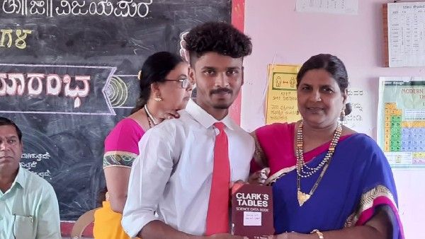 SSLC Result 2022: ಕೂಲಿ ಕೆಲಸದಾಕೆಯ ಮಗ ಅಮಿತ್ ಮಾದರ್ ರಾಜ್ಯಕ್ಕೆ ಪ್ರಥಮ