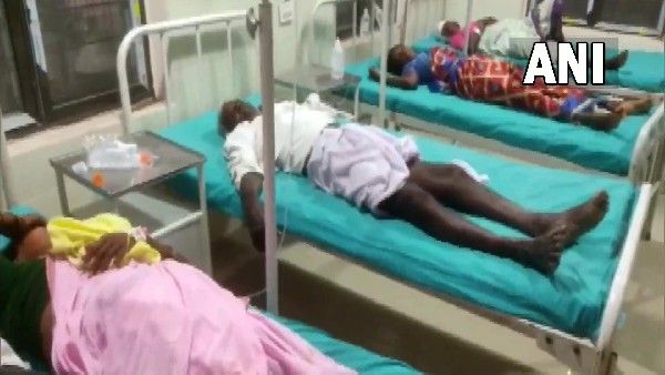 ತೆಲಂಗಾಣ; ಟ್ರಕ್‌ಗೆ ಟಾಟಾ ಏಸ್ ಡಿಕ್ಕಿ, 8 ಸಾವು, 20 ಜನರಿಗೆ ಗಾಯ