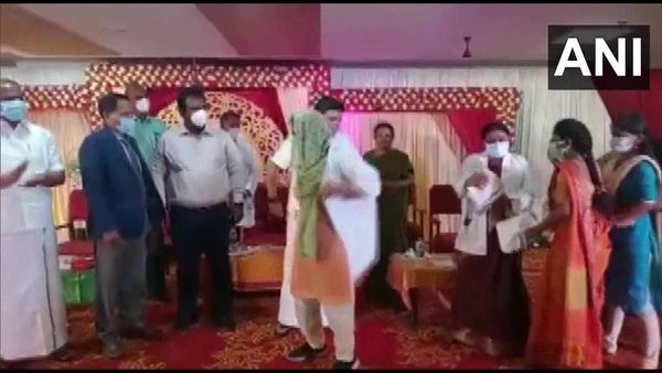 ಹಿಂದಿ V/s ಕನ್ನಡ ಆಯ್ತು; ತಮಿಳುನಾಡಿನಲ್ಲಿ ಹುಟ್ಟಿಕೊಂಡ ಸಂಸ್ಕೃತ ವಿವಾದ!