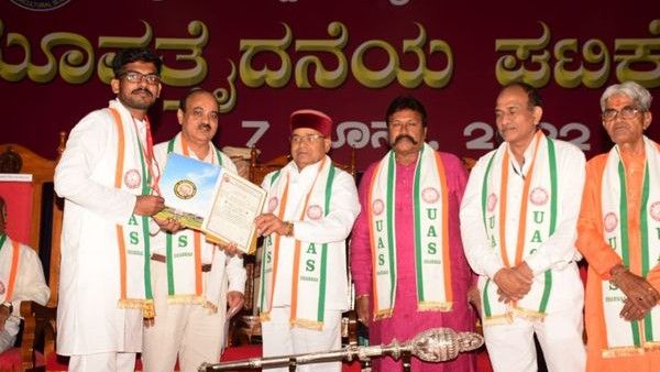 ಕೃಷಿ ಪದವೀಧರರು ಆತ್ಮನಿರ್ಭರ ಭಾರತ ನಿರ್ಮಾಣಕ್ಕೆ ಕೊಡುಗೆ ನೀಡಲಿ