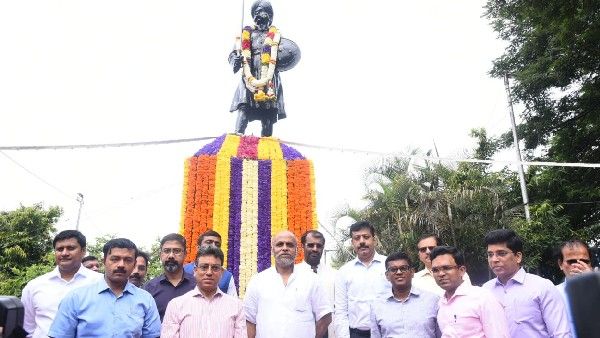 ನಗರದ ವಿವಿಧೆಡೆ ನಾಡಪ್ರಭು ಕೆಂಪೇಗೌಡರ 513ನೇ ಜಯಂತಿ ಆಚರಣೆ