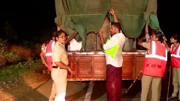 ಭಟ್ಕಳದಲ್ಲಿ ರಾತ್ರಿ ಗಸ್ತಿಗೂ ಸೈ ಎಂದ ಮಹಿಳಾ ಪೊಲೀಸರು!