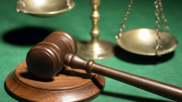 ಮಹಾರಾಷ್ಟ್ರದಲ್ಲಿ ಪಕ್ಷಾಂತರ ನಿಷೇಧ ಕಾಯ್ದೆ ಅನ್ವಯವಾಗುತ್ತಾ? ಕಾನೂನು ಏನು ಹೇಳುತ್ತೆ? ಇಲ್ಲಿದೆ ಸಾಧ್ಯಾಸಾಧ್ಯತೆ