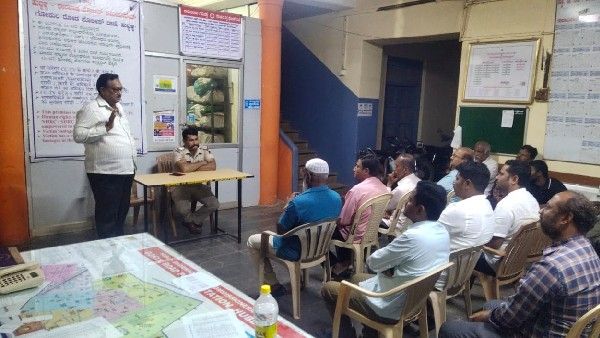 ದೇಶದ ವಿವಿಧ ಕಡೆ ಪ್ರತಿಭಟನೆ; ಹುಬ್ಬಳ್ಳಿಯಲ್ಲಿ ಪೊಲೀಸರ ಶಾಂತಿಸಭೆ