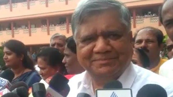 ಸಿದ್ದರಾಮಯ್ಯ ಪುಂಡ ಪೋಕರಿಗಳ ಥರ ಮಾತಾಡ್ತಾರೆ: ಜಗದೀಶ್ ಶೆಟ್ಟರ್ ಟೀಕೆ