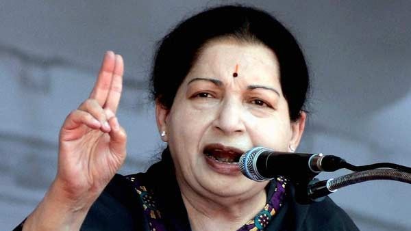 ದಿ.ಜಯಲಲಿತಾ ಅವರ 11,344 ಸೀರೆ ಮತ್ತು ಚಪ್ಪಲಿ ಹರಾಜಿಗೆ ನಿರ್ದೇಶನ ಕೋರಿ ಸುಪ್ರೀಂಗೆ ಮನವಿ