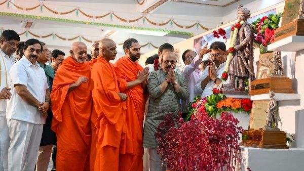 ವಿಧಾನಸೌಧದಲ್ಲಿ ಕೆಂಪೇಗೌಡರ ಜಯಂತಿ ಆಚರಣೆ: ಸಾಧರಿಕಗೆ ಪ್ರಶಸ್ತಿ ಪ್ರಧಾನ