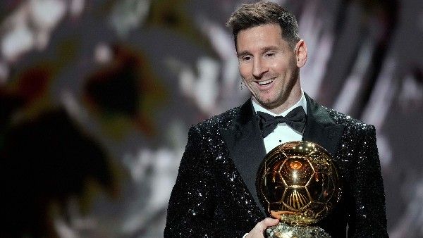 ಫುಟ್ಬಾಲ್ ತಾರೆ ಮೆಸ್ಸಿಗೆ 35ನೇ ಜನ್ಮದಿನ ಸಂಭ್ರಮ: ಅಭಿಮಾನಿಗಳಿಂದ ಶುಭಾಶಯ