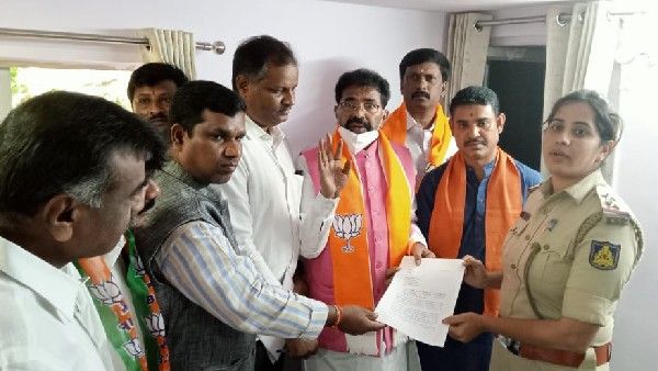 ಸಿದ್ದರಾಮಯ್ಯ ವಿರುದ್ಧ ಜಾತಿನಿಂದನೆ ಪ್ರಕರಣ ದಾಖಲಿಸಿದ ಛಲವಾದಿ ನಾರಾಯಣಸ್ವಾಮಿ