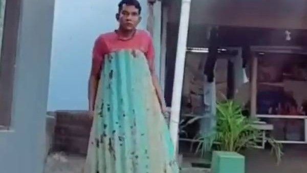 ವಿಡಿಯೋ: ಈ ಯುವಕನ ಮಾಡರ್ನ್ ಫ್ಯಾಷನ್ ಶೋ ನೋಡಿ ನಗಾಡಿದ ನೆಟ್ಟಿಗರು