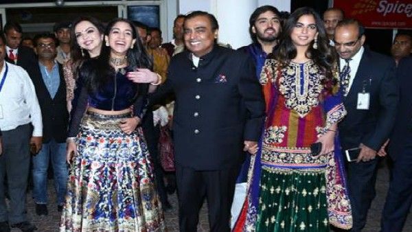 ರಾಧಿಕಾ ಮರ್ಚೆಂಟ್: ಇವರೇ ನೋಡಿ ಅಂಬಾನಿ ಕುಟುಂಬದ ಕಿರಿಯ ಸೊಸೆ