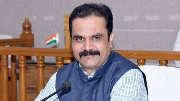 ಕಲಬುರಗಿ: ಎಸಿಬಿ ಬಲೆಗೆ ಮಹಾನಗರ ಪಾಲಿಕೆ ಆಯುಕ್ತ ಡಾ. ಶಂಕರಪ್ಪ ವಣಿಕ್ಯಾಳ