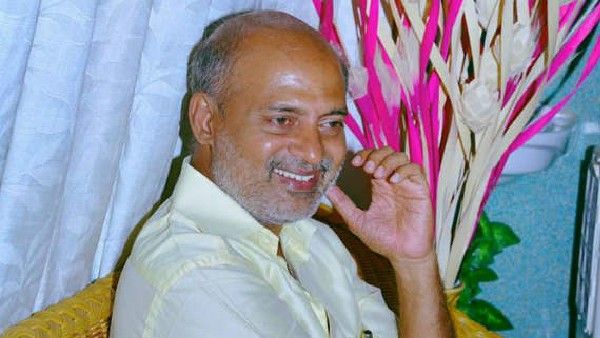 ವಿಶೇಷ ಗೊತ್ತೆ: 30 ವರ್ಷದ ನಂತರ ಪಿಯು ಪರೀಕ್ಷೆಯಲ್ಲಿ ಸಾ ರಾ ಮಹೇಶ್ ಪತ್ನಿ ಪಾಸ್!