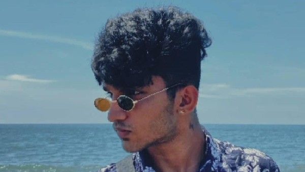 SORRY.. ಎಂದು ವಾಟ್ಸ್‌ಆಪ್ ಸ್ಟೇಟಸ್ ಹಾಕಿ ವಿದ್ಯಾರ್ಥಿ ಮಾಡಿದ್ದೇನು..?