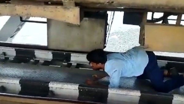 ವೈರಲ್ ವೀಡಿಯೊ: ಸೇತುವೆ ಮೇಲೆ ಏರ್‌ಲೀಕ್ ಸಮಸ್ಯೆ ಸರಿಪಡಿಸಿದ ಲೋಕೋಪೈಟ್