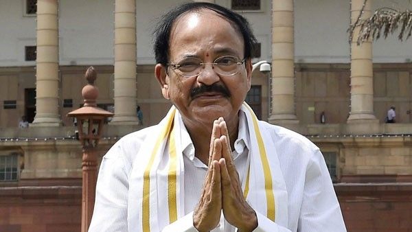 ರಾಷ್ಟ್ರಪತಿ ಸ್ಥಾನಕ್ಕೆ ರೇಸ್‌ನಲ್ಲಿ ವೆಂಕಯ್ಯ ನಾಯ್ಡು? ಶಾ, ರಾಜನಾಥ್‌ರಿಂದ ಉಪರಾಷ್ಟ್ರಪತಿ ಭೇಟಿ