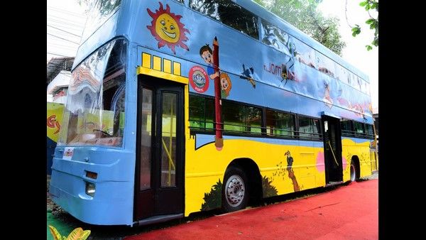 ಯಾವ ಹೈಟೆಕ್ ಶಾಲೆಗೂ ಕಡಿಮೆ ಇಲ್ಲ ಕೇರಳದ ಈ ಬಸ್‌ ಸ್ಕೂಲ್!