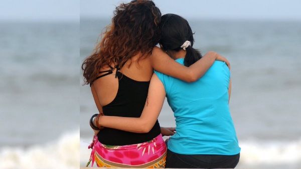 ಅವಳ ಪತಿಯಾಗಲು 20 ಹರೆಯದ ಹುಡುಗಿ 