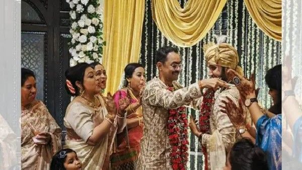 ಕೋಲ್ಕತ್ತಾದ ಸಲಿಂಗಕಾಮಿ ದಂಪತಿಗಳ ವಿವಾಹ: ಫೋಟೋ ಮತ್ತು ವಿಡಿಯೊಗಳು ವೈರಲ್